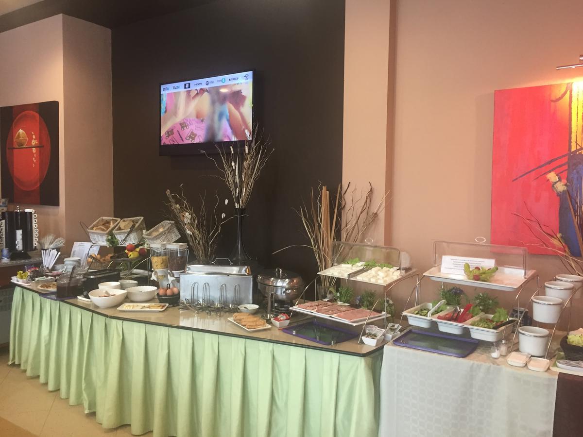 Benvita Hotel ゴールデンサンド エクステリア 写真