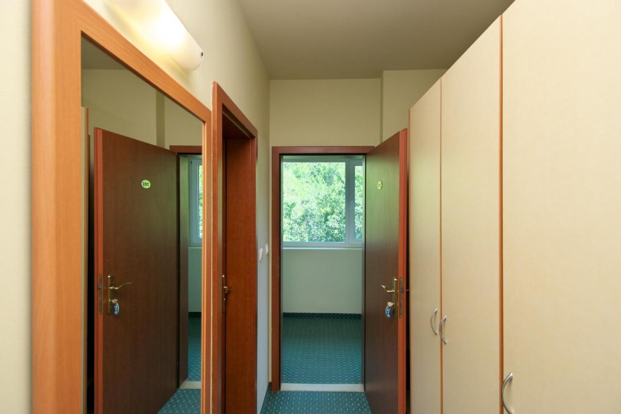 Benvita Hotel ゴールデンサンド エクステリア 写真