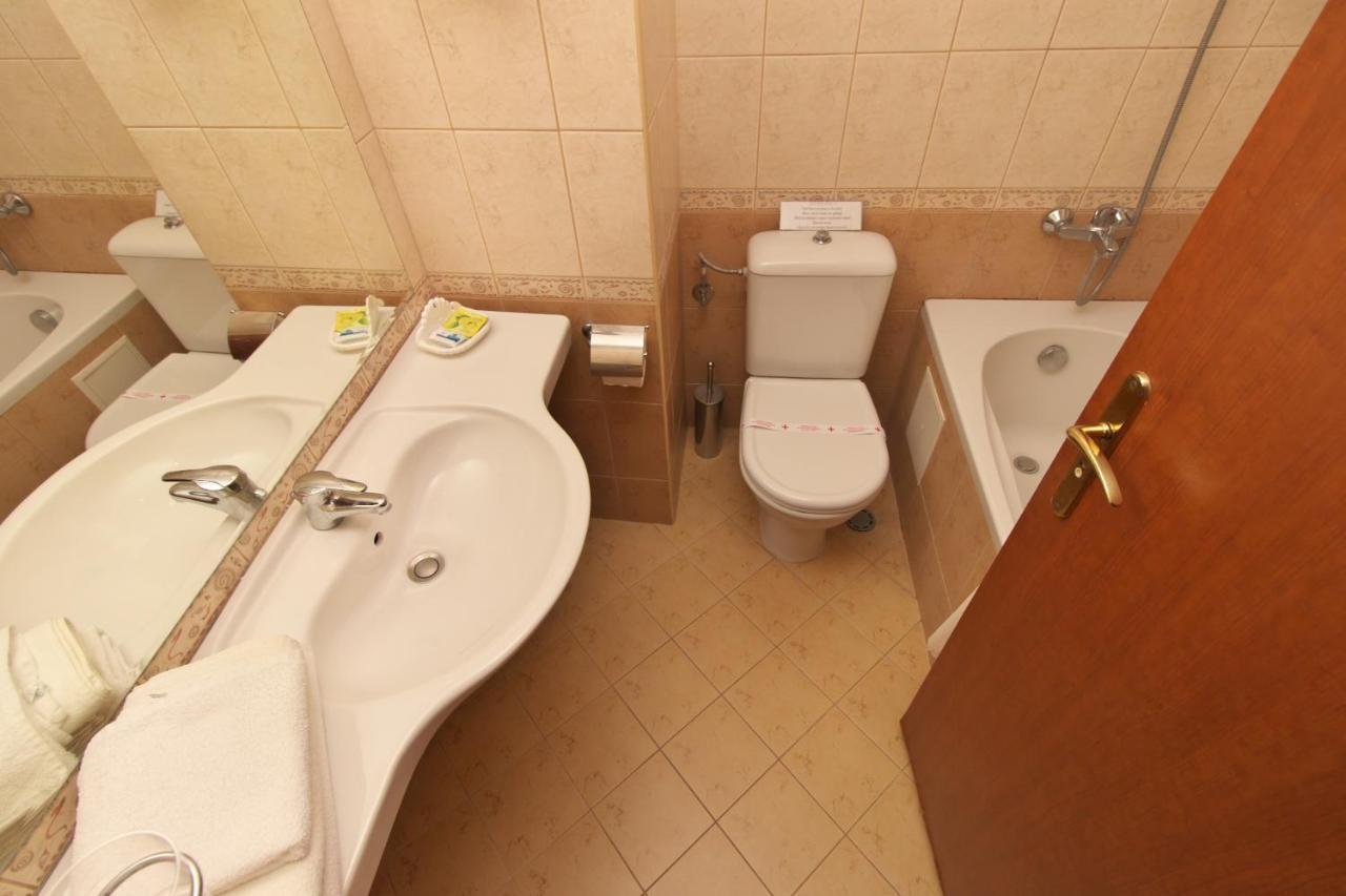 Benvita Hotel ゴールデンサンド エクステリア 写真